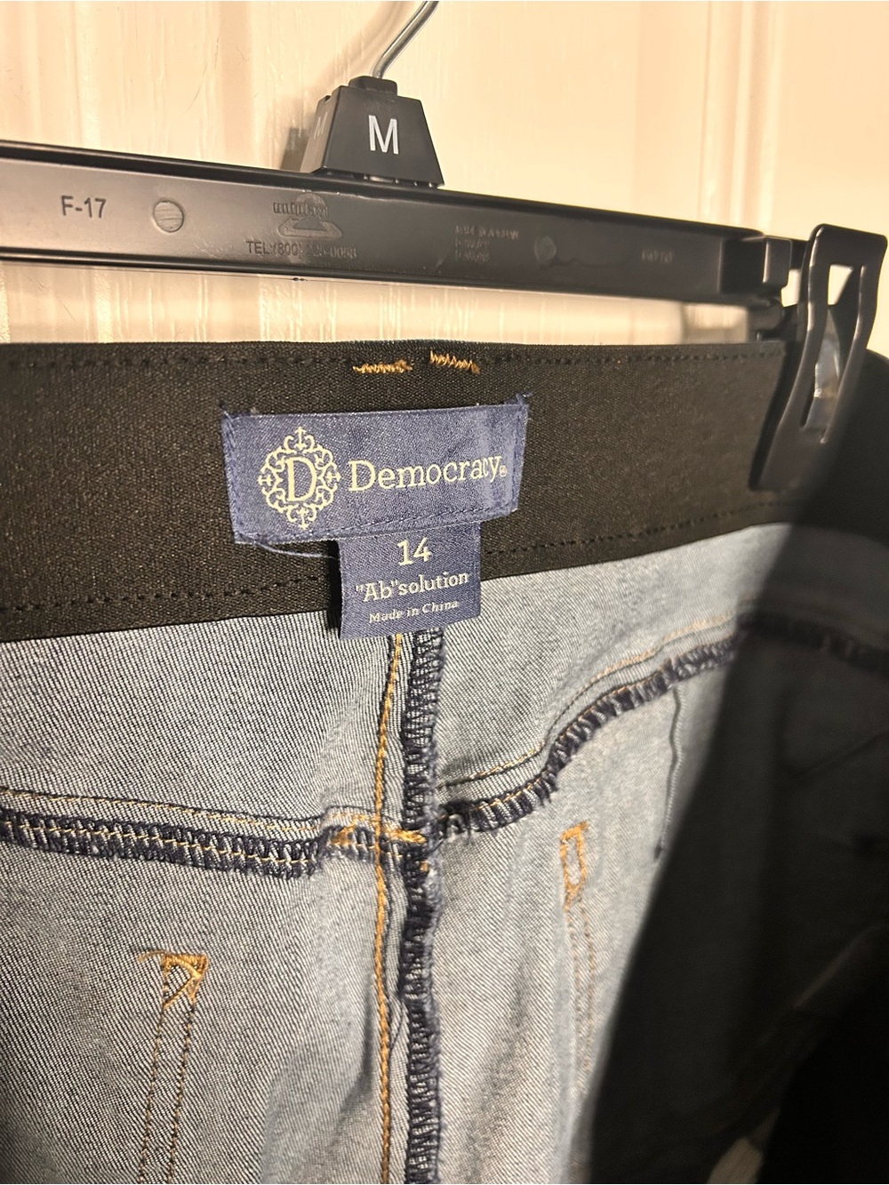 Democracy Women’s Size 14 Ab Solution Dark Blue Distressed Skinny Jeans Stretch - Picture 5 of 6